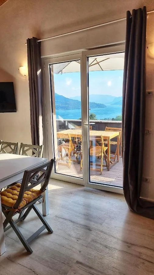 Rest And View Apartment 베르카나