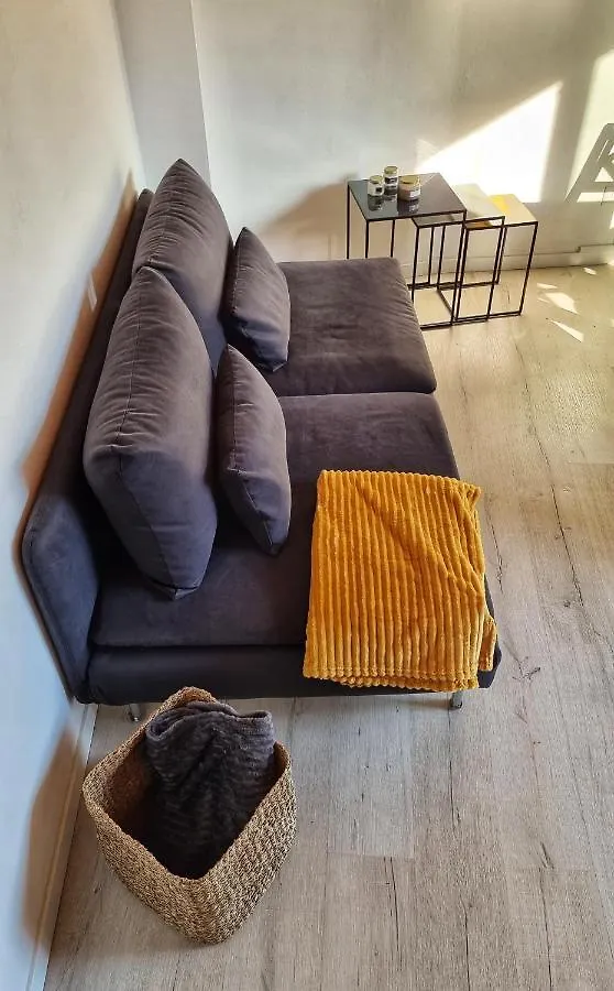 Rest And View Apartment 베르카나